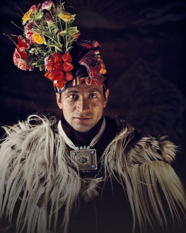 Kỳ lạ bộ tộc nơi đàn ông được phép thoải mái trao đổi vợ với bất kỳ ai